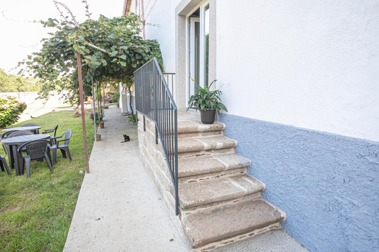 Albergue A Fabrica Lavacolla Εξωτερικό φωτογραφία